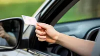 Lege pentru șoferi. S-a impus limită de vârstă. NU se mai poate reînnoi permisul de conducere