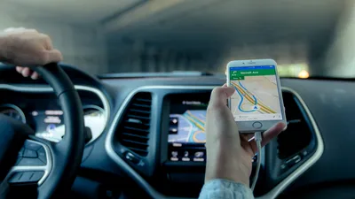 O aplicație GPS a pus viața unui șofer în pericol, după ce l-a dus într-un loc periculos pe vreme rea