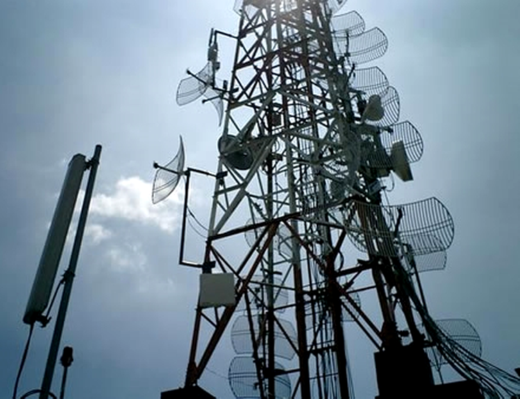 Antenele GSM au devenit comune in peisajul contemporan