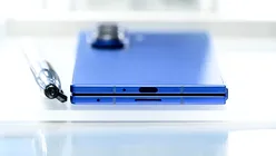 Samsung se așteaptă ca vânzările modelului pliabil Z Fold 8 să le depășească pe cele ale Z Flip 8