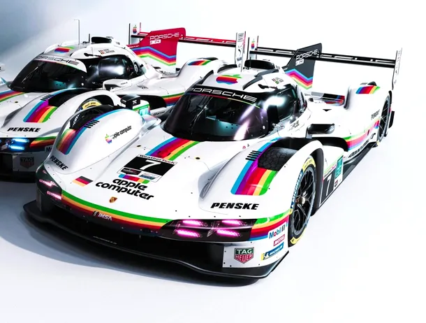 Porsche sărbătorește cea de-a 50-a aniversare a Apple la Laguna Seca