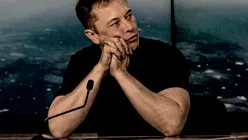 SpaceX alimentează supercomputer-ul Colossus cu baterii Tesla
