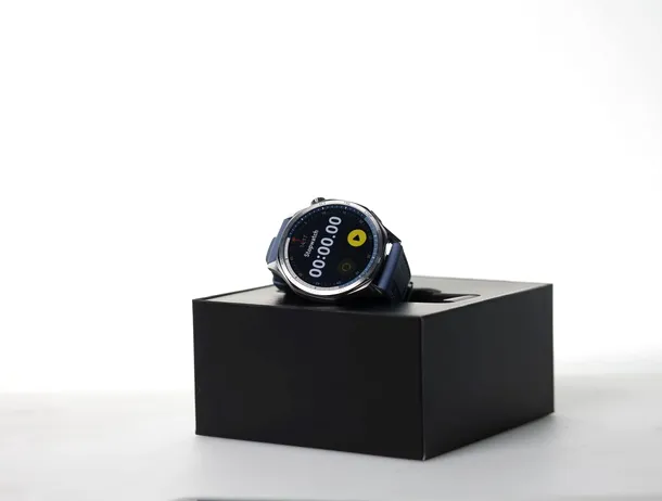 Review HUAWEI Watch GT 5: Smartwatch elegant cu tastatură integrată și sistemul inovator TruSense