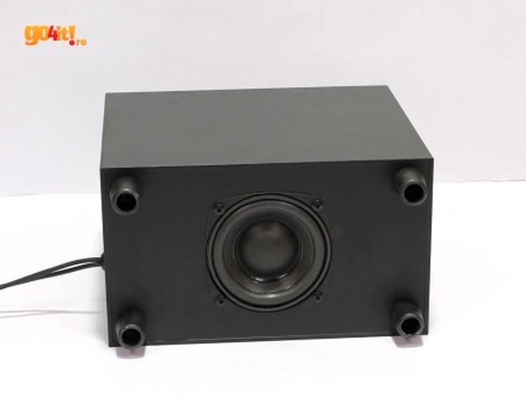 Genius SW-U2.1 200 - difuzorul subwoofer-ului