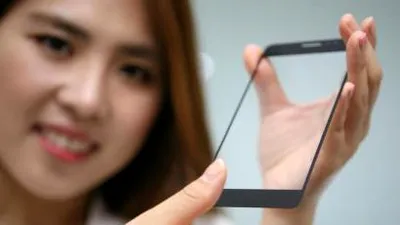 LG a prezentat un senzor de amprentă care este poziţionat direct sub ecran