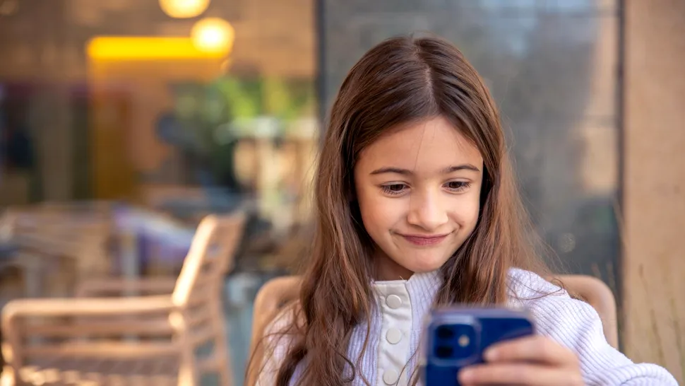 Orange România lansează SaferPhone: pachet de conectivitate și protecție digitală pentru copii