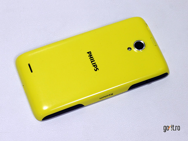 Philips Xenium W6500 - capacul detaşabil