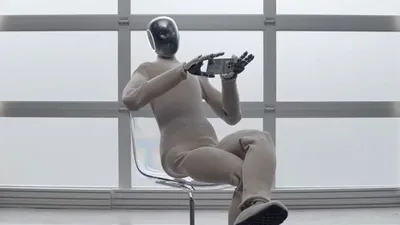 Nothing Phone (3a) Pro: Un robot dezvăluie designul și specificațiile