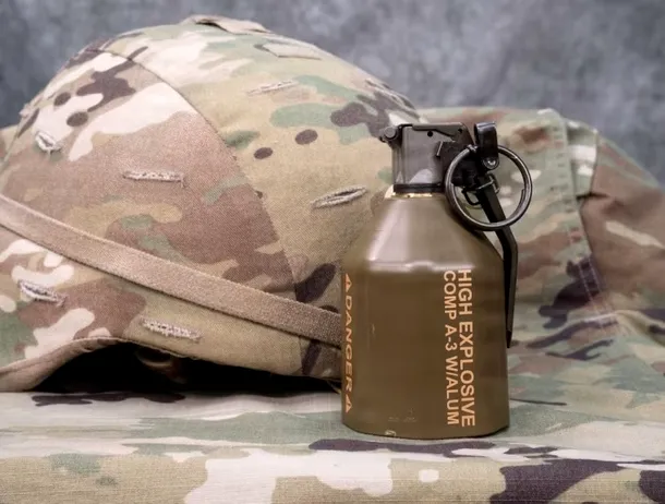 Prima grenadă nouă a Armatei SUA de la Războiul din Vietnam e din plastic și folosește unde de șoc în loc de șrapnel