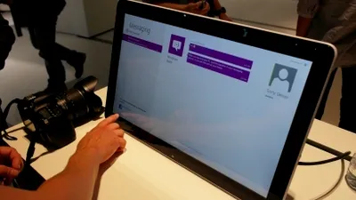 Sony Vaio Tap 20 - un tablet PC cu Windows 8, pentru masa de birou