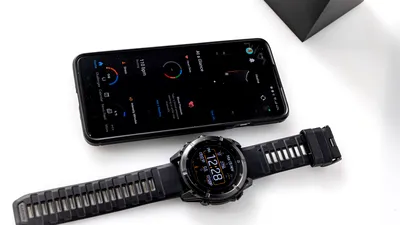 Review Garmin Fenix 8: Companionul ideal pentru sportivi și iubitorii de aventuri