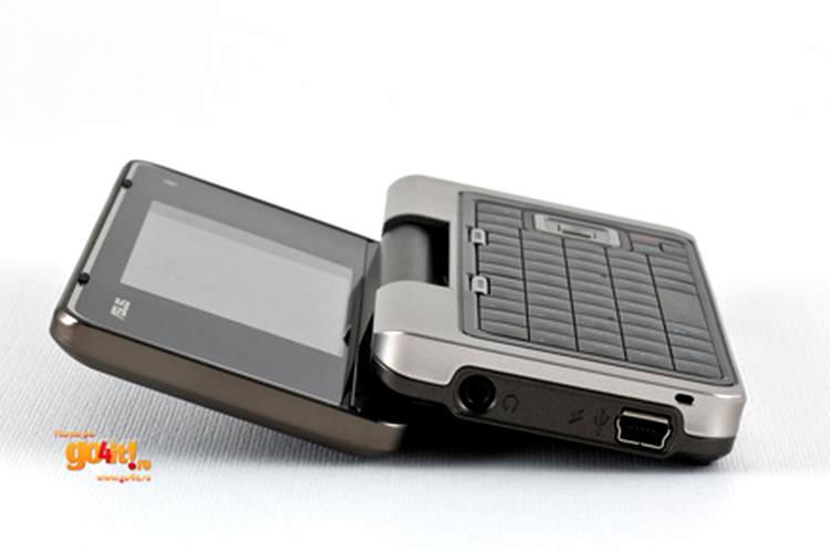 Asus M930