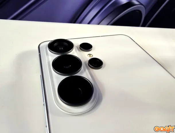 Camera principală a viitorului Samsung Galaxy S27 Ultra ar putea folosi un nou senzor