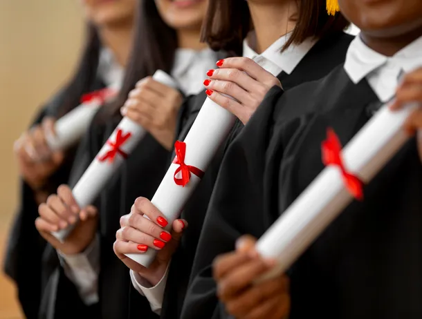 Studenții americani au huiduit invitații ce lăudau inteligența artificială la festivitățile de absolvire