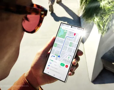 Samsung Galaxy S26 ar putea beneficia de Privacy Display, o funcție care limitează vizibilitatea ecranului pentru a-ți proteja intimitatea
