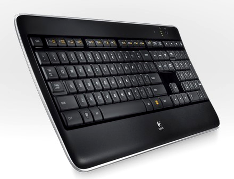 Logitech K800 - profil subţire