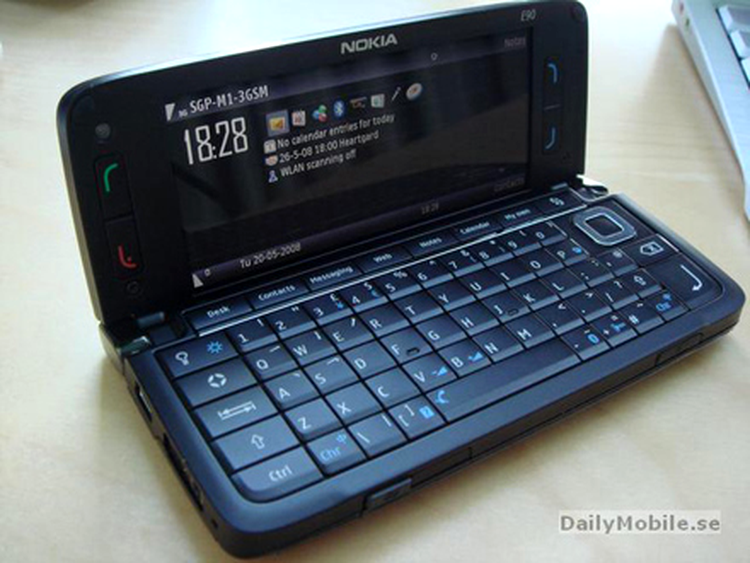 Nokia E90 Black Edition 