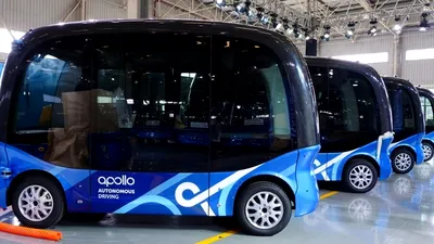 Primele autobuze fără şofer vor debuta pe străzile din Japonia în 2019