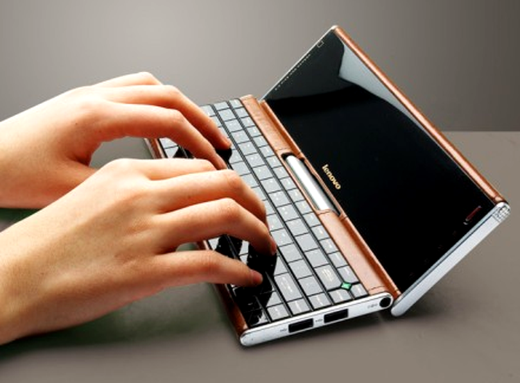 Pocket Yoga, răspunsul lui Lenovo la Sony VAIO P