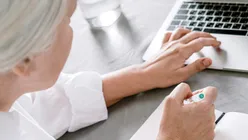 Utilizarea AI pentru sfaturi medicale este „periculoasă”, conform unui studiu: Are tendința „de a furniza informații inexacte și inconsistente”