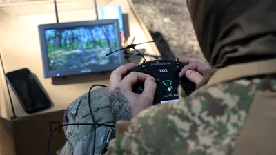 Schimbare istorică de doctrină militară: Rusia trece de la artilerie și tancuri la drone FPV