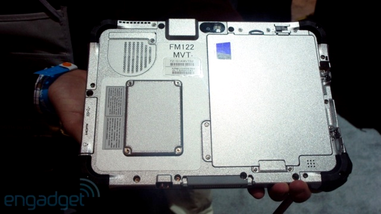 Panasonic Toughpad FZ-G1 - carcasa metalică