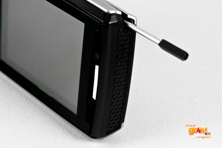 Asus Lamborghini ZX1 - stilus-ul