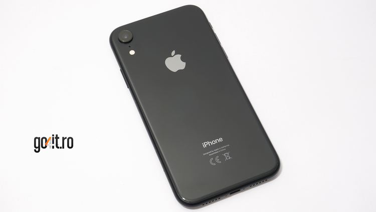 iPhone XR