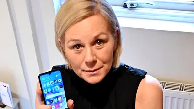 Un telefon Huawei a salvat viaţa unei femei care a avut un accident. Bateria a rezistat peste 3 zile