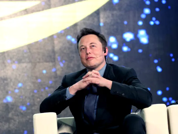 Musk spune că SpaceX va fuziona cu xAI