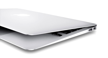 MacBook Air - aspectul a fost păstrat