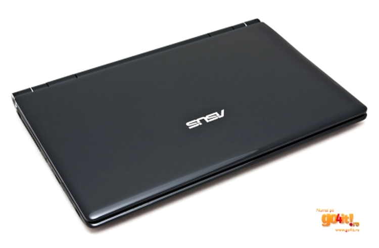 Ecranul lui Asus U50 are aspect 16:9