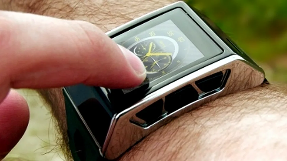 Exetech XS-3, un smartphone de mărimea unui ceas de mână