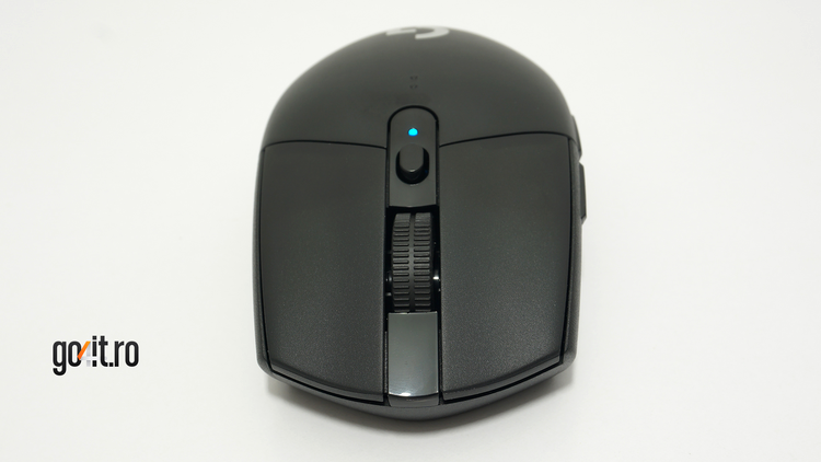 Logitech G305