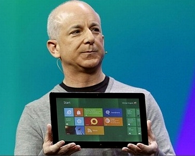 Windows 8 rulat pe tablete
