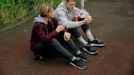 Expunerea timpurie la „substanțele chimice eterne” poate fragiliza oasele adolescenților