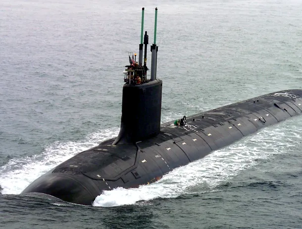 Cum reușesc submarinele nucleare să producă aer când stau cu lunile sub apă și ce fac cu gunoaiele de la bordul navei?
