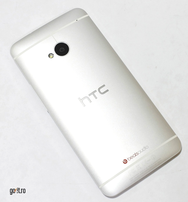 HTC pregăteşte un ceas care să se asorteze cu One