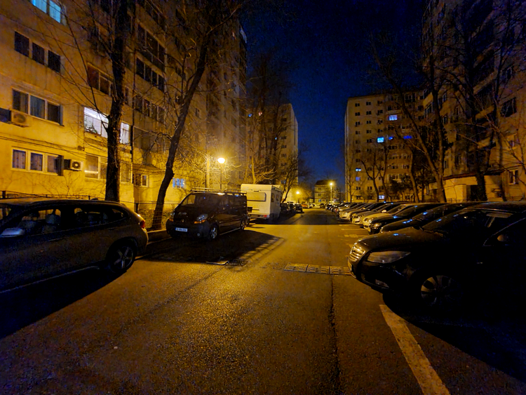 Samsung Galaxy S20+ - Foto noapte