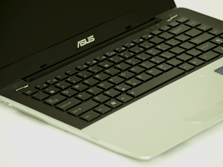 Asus UX30