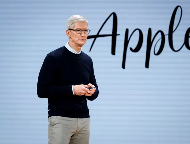 Când se va retrage Tim Cook din poziția de CEO al Apple?
