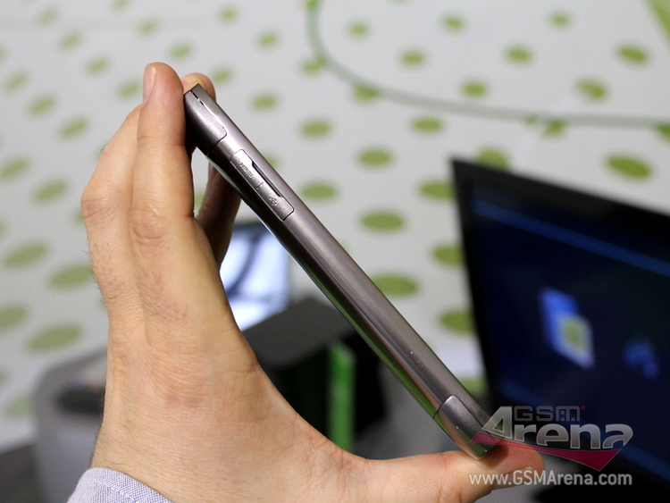 Acer Iconia Smart