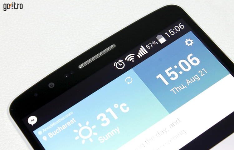 LG G3: difuzorul şi micul LED de semnalizare