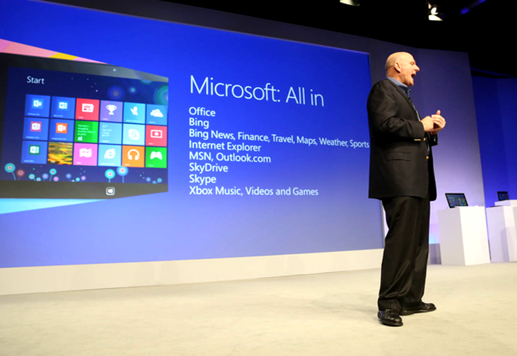 Windows 8 vine cu o colecţie de aplicaţii interesante, dar insuficiente pentru cei mai mulţi dintre noi