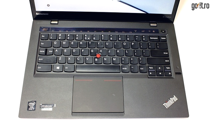 Lenovo X1 Carbon: o tastatură cu constructie bună şi aranjare ciudată