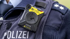 Poliția locală dintr-un municipiu se dotează cu bodycam-uri. Contract de peste 780.000 de lei