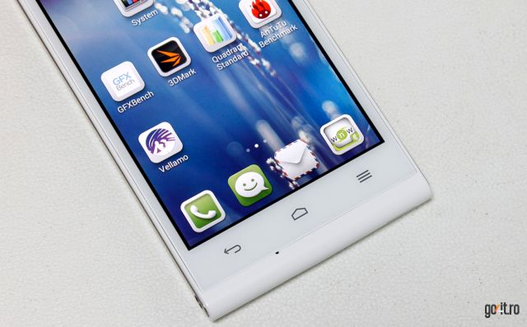 Huawei Asceng G6 - Rezoluţia display-ului putea fi mai bună