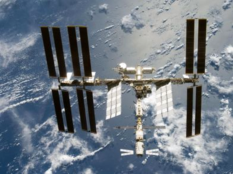 ISS - Statia Spatiala Internationala pe orbita