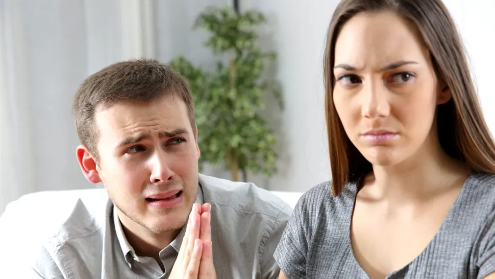 Bărbat, forțat să-și vândă consola PS5 după ce soția lui a aflat că nu e purificator de aer