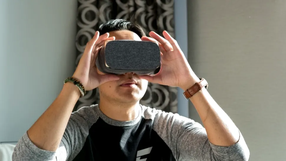 Folosirea smartphone-ului pentru experiențe Daydream VR nu va mai fi posibilă sub Android 11